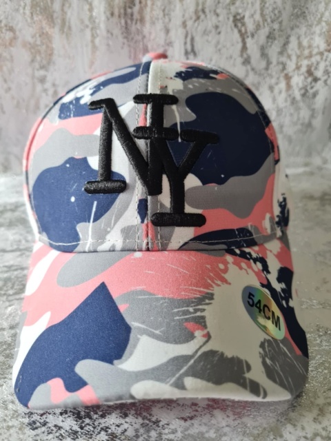 Czapka z daszkiem i regulacją NY Military Moro - biały, róż, szary, granat Czapka z daszkiem i regulacją NY Military Moro - biały, róż, szary, granat