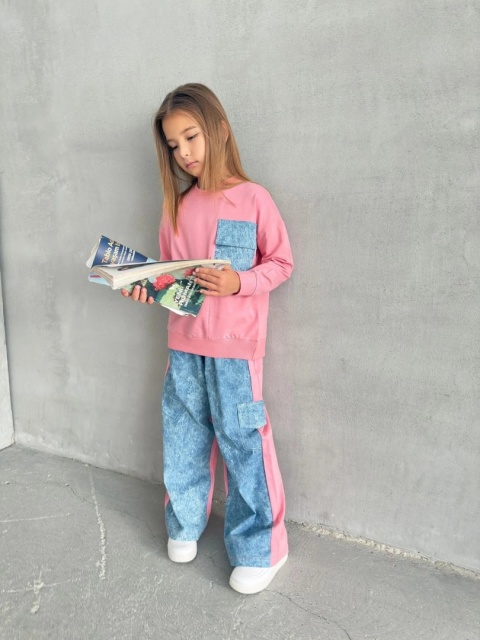 Dres bawełniany z a'la jeansem INSPIRE - róż Dres bawełniany z a'la jeansem INSPIRE - róż