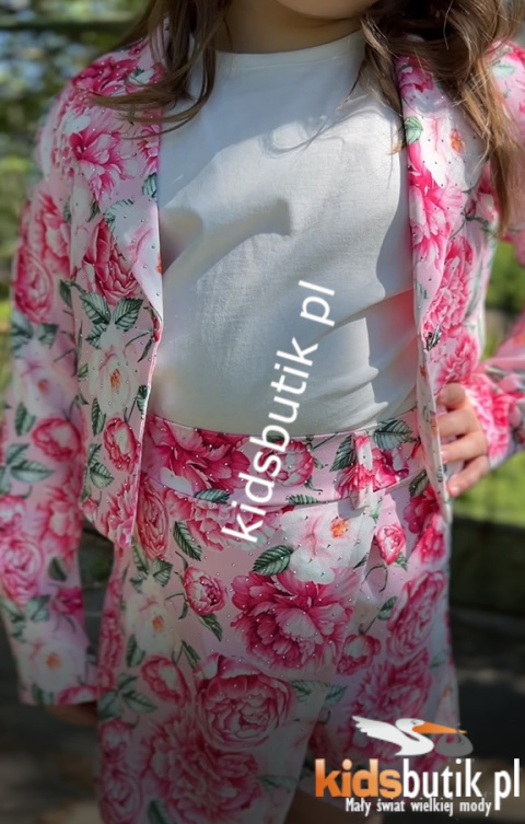 Elegancki garnitur Kwiaty Blink marynarka i spódnico spodenki- róż Elegancki garnitur Kwiaty Blink marynarka i spódnico spodenki- róż
