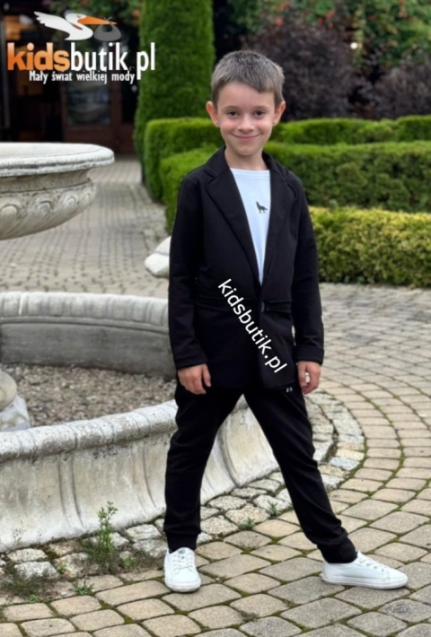 Elegancko sportowy czarny garnitur WOLF mashMNIE Elegancko sportowy czarny garnitur WOLF mashMNIE
