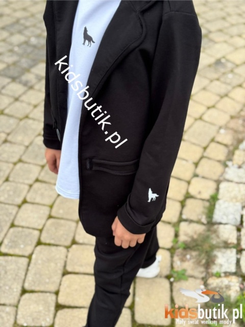 Elegancko sportowy czarny garnitur WOLF mashMNIE Elegancko sportowy czarny garnitur WOLF mashMNIE