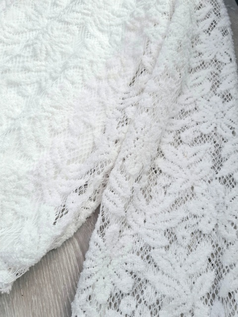 Elegancka, koronkowa bluzka bliźniak z topem - ecru