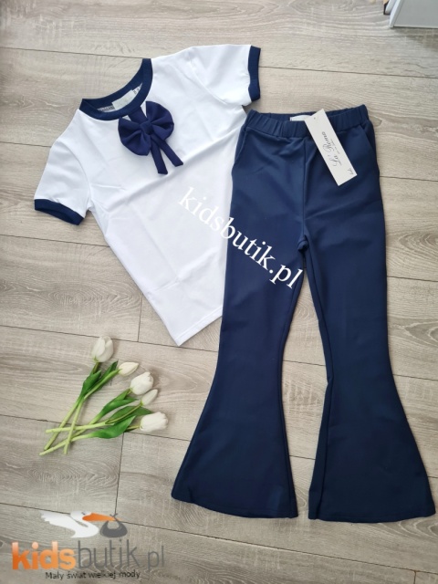 Sportowo eleganckie spodnie dzwony z kieszeniami - granat