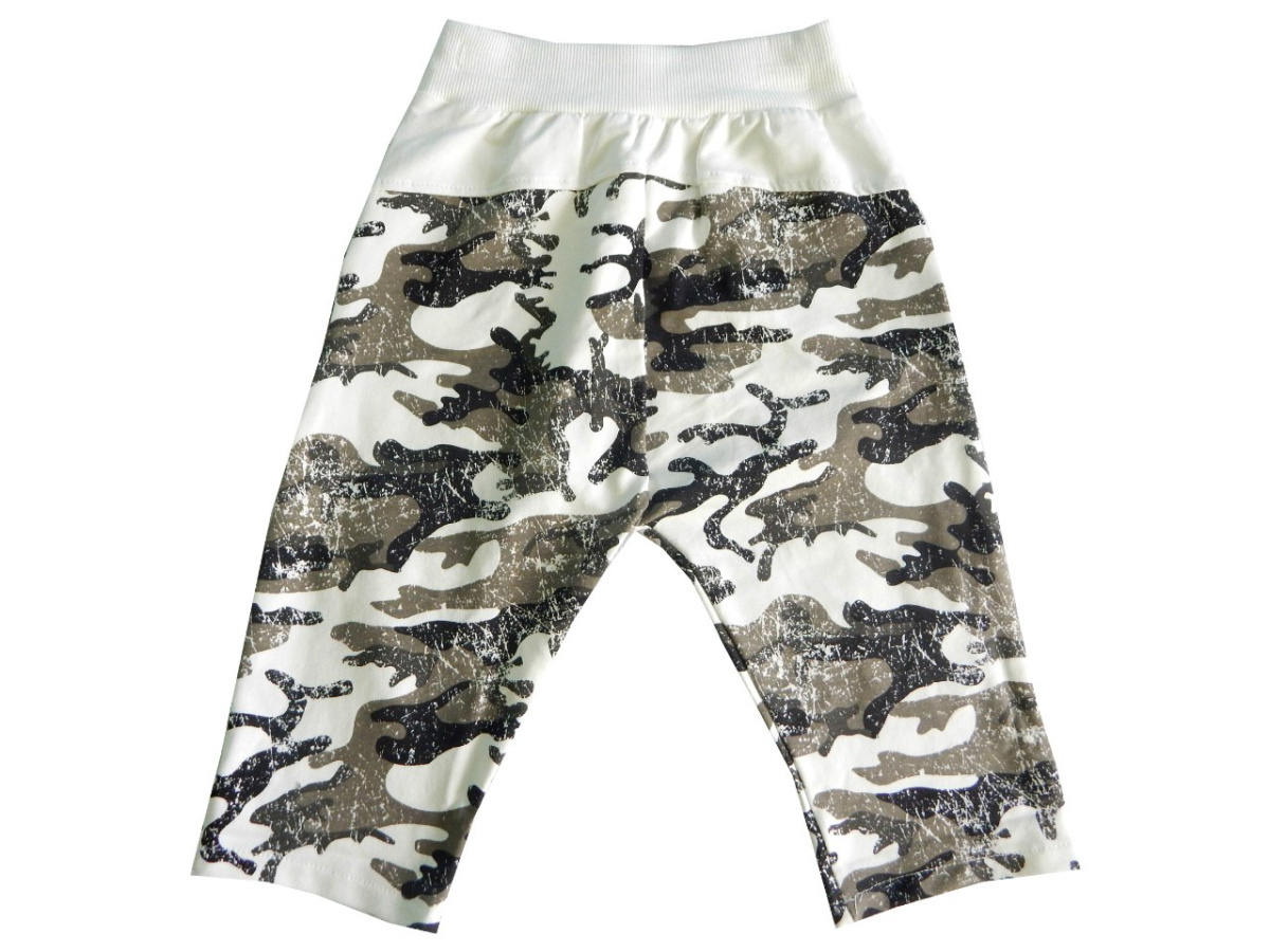 Dresowe dekatyzowane baggy-bermudy 3/4 MORO panele Dresowe dekatyzowane baggy-bermudy 3/4 MORO panele