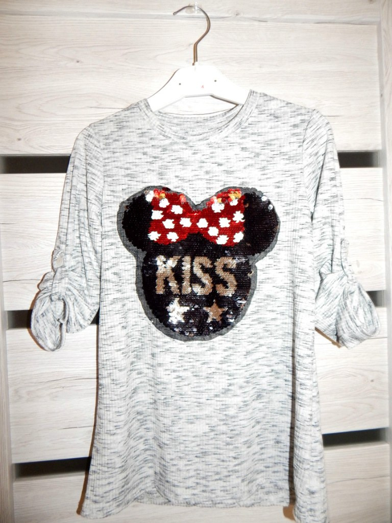 Sukienka/tunika z Magiczną Aplikacją 3D MINNIE KISS i roll-up'em na rękawach Sukienka/tunika z Magiczną Aplikacją 3D MINNIE KISS i roll-up'em na rękawach