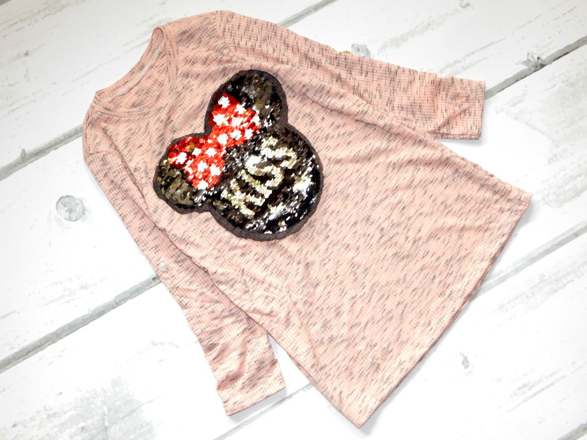 Sukienka/tunika z Magiczną Aplikacją 3D MINNIE KISS i roll-up'em na rękawach Sukienka/tunika z Magiczną Aplikacją 3D MINNIE KISS i roll-up'em na rękawach
